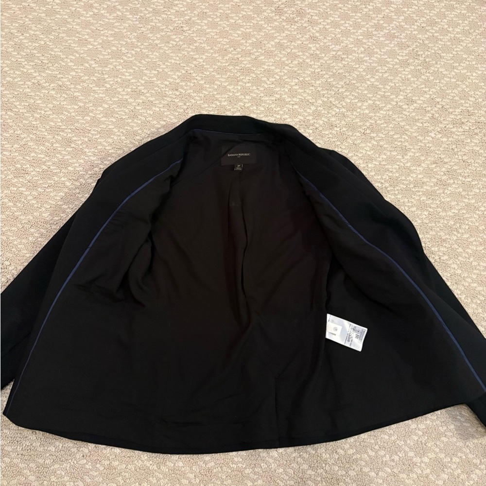 Banana Republic Classic Black Blazer - Picture 7 of 15